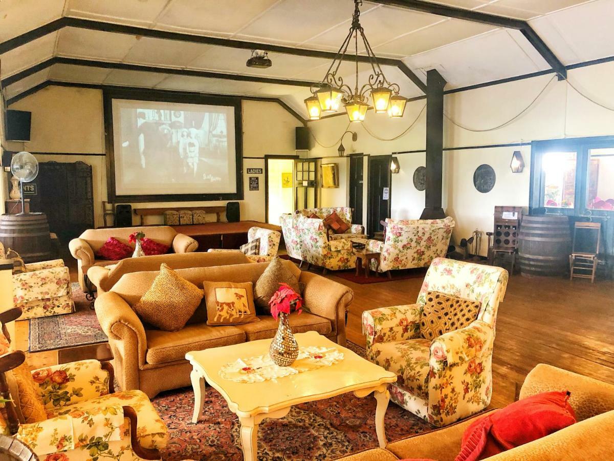 Green Lantern Inn Van Reenen ภายนอก รูปภาพ